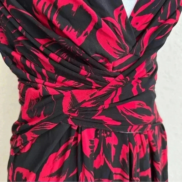 NORMA KAMALI Faux Wrap Knee Length Floral Sleevelesss Dress in Red Black Sz. L - Picture 4 of 12